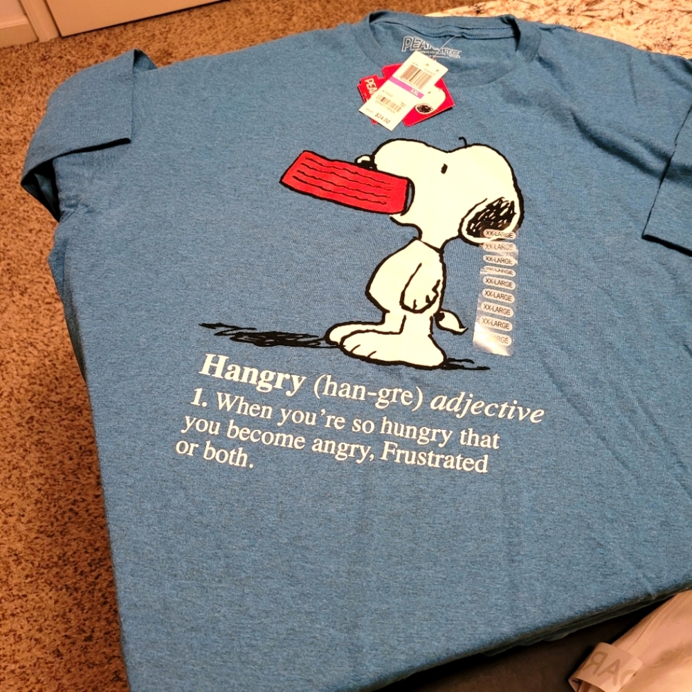Cute lightweight peanuts t shirt Hangry